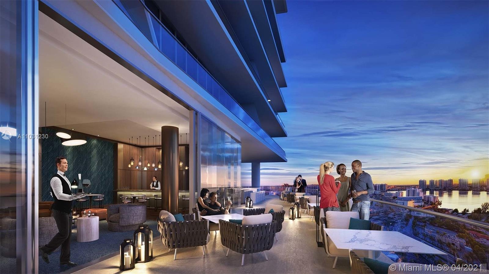 TURNBERRY OCEAN CLUB - Residential