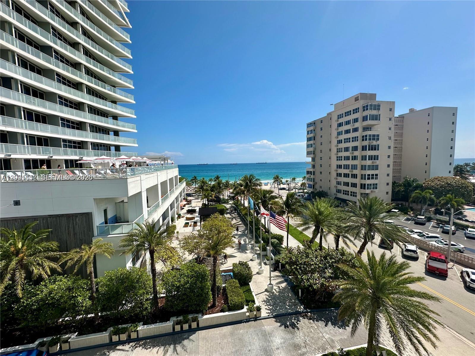 FORT LAUDERDALE RESIDENCE - Residential
