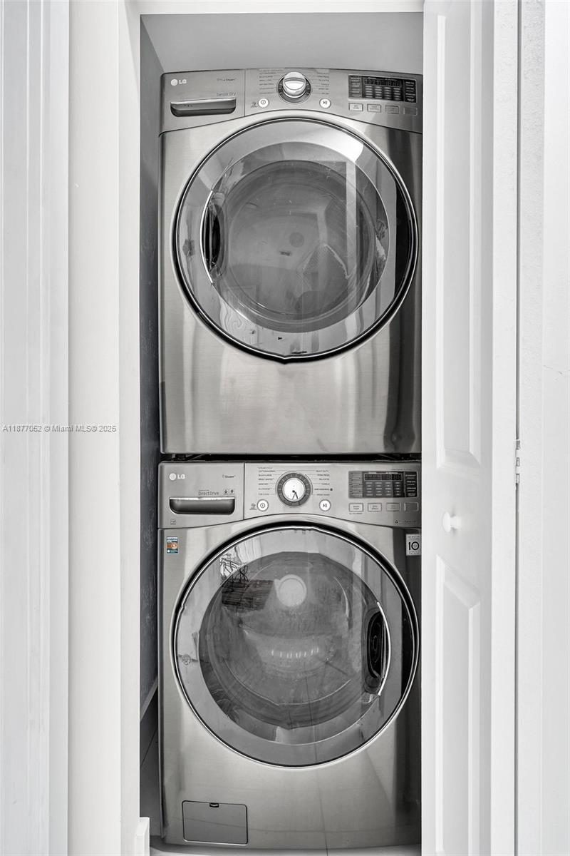 OVERBROOK SHORES - Residential