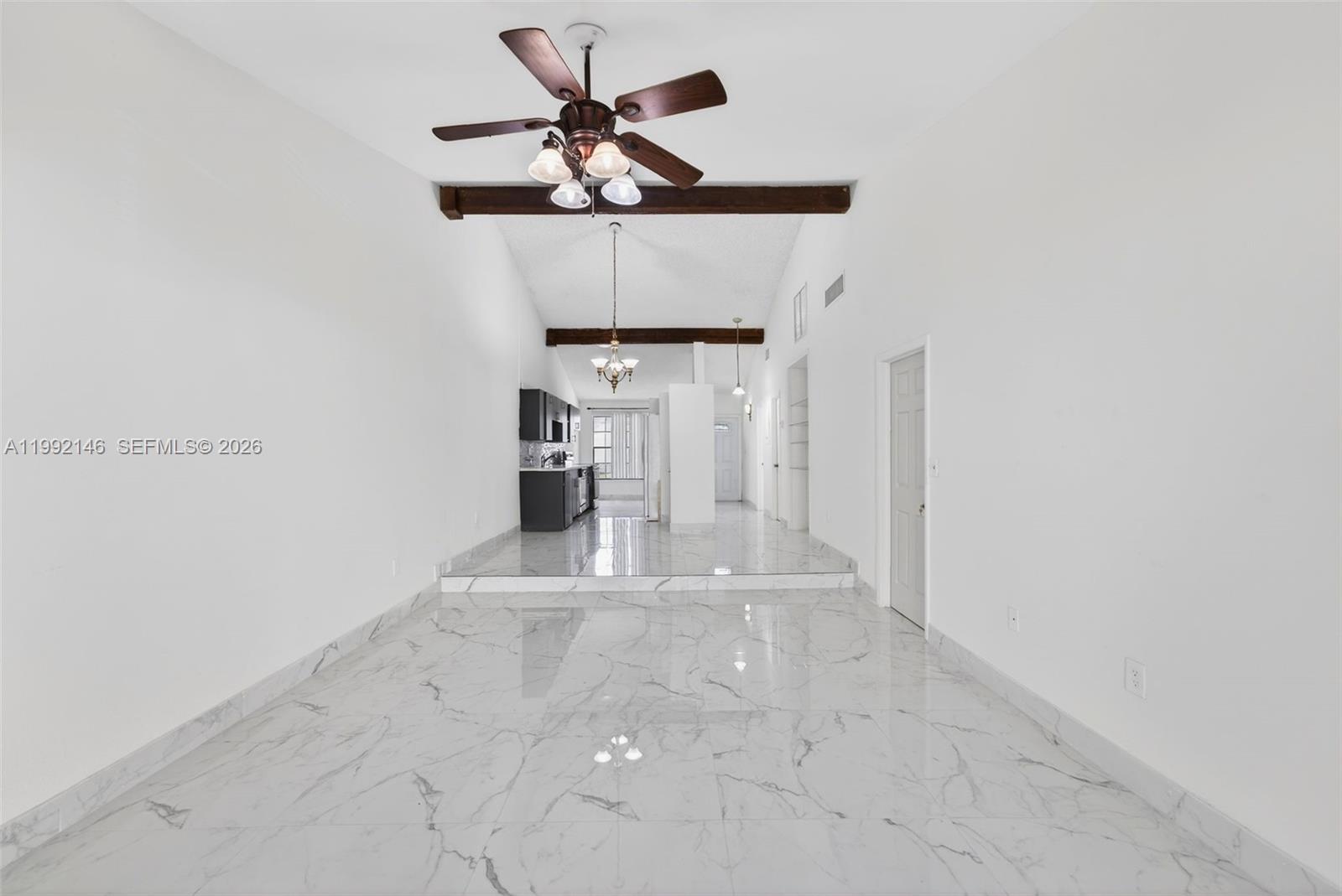 EVERGLADES SUGAR & LAND C - Residential Lease