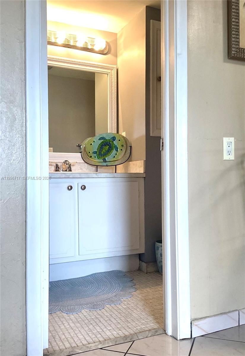 HOLLYBROOK GOLF - Residential