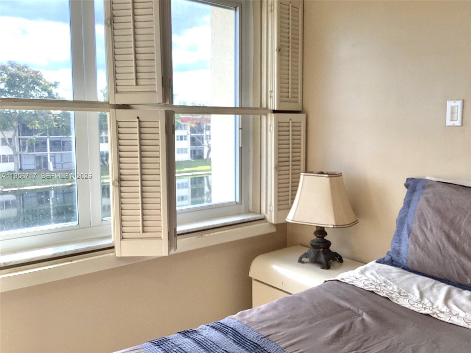 HOLLYBROOK GOLF - Residential