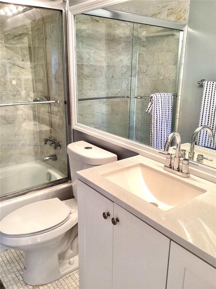 HOLLYBROOK GOLF - Residential