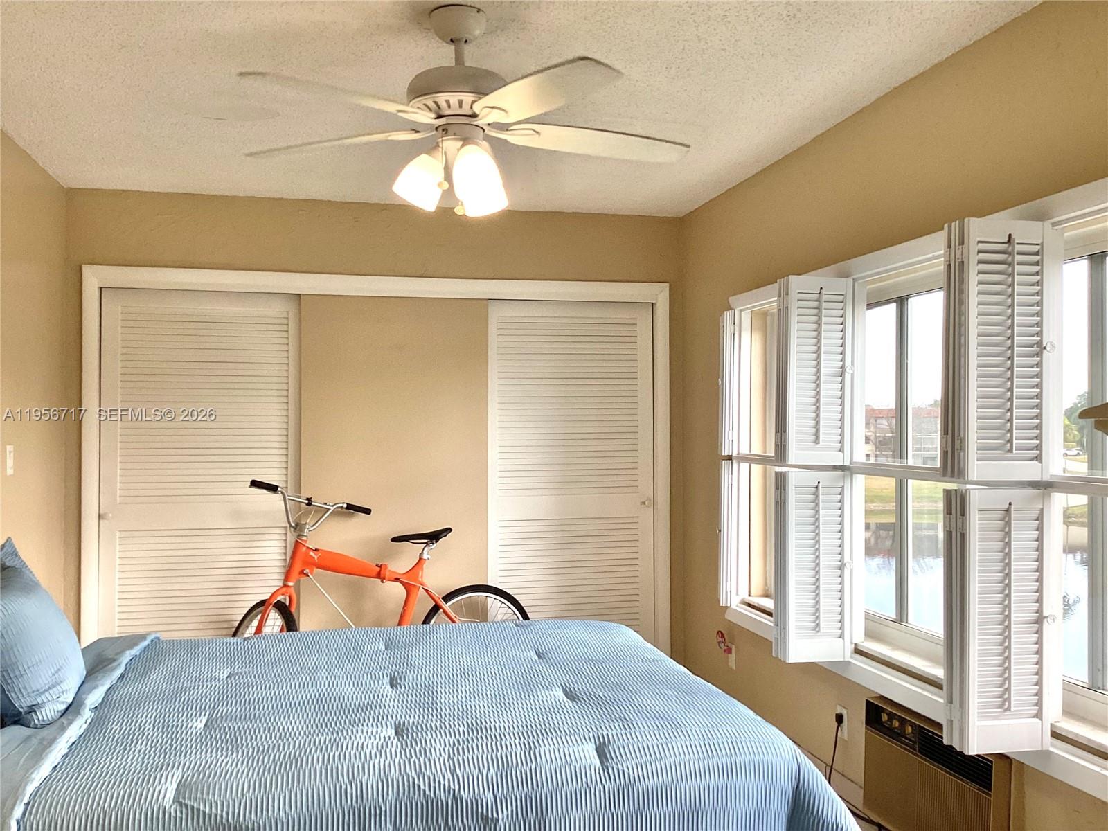 HOLLYBROOK GOLF - Residential