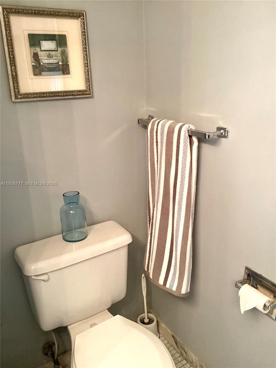 HOLLYBROOK GOLF - Residential