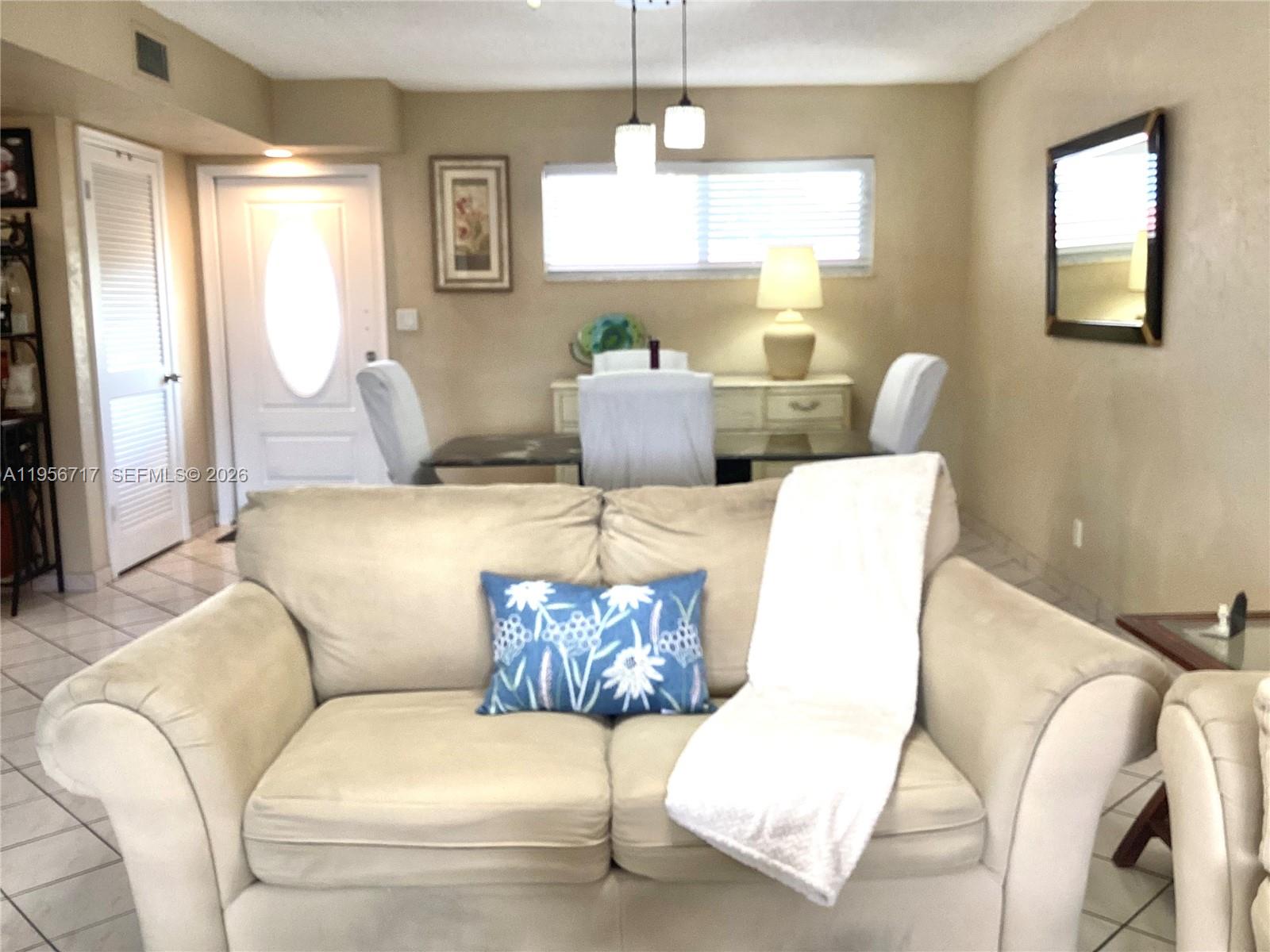 HOLLYBROOK GOLF - Residential