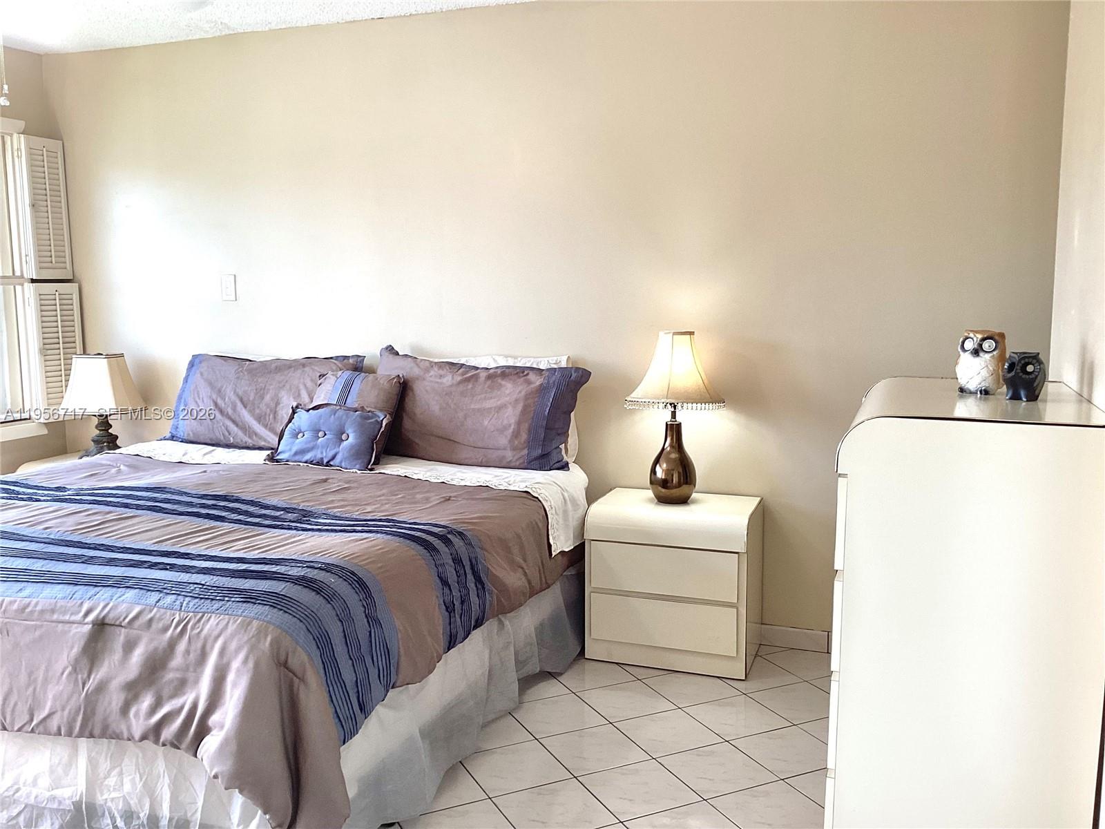 HOLLYBROOK GOLF - Residential