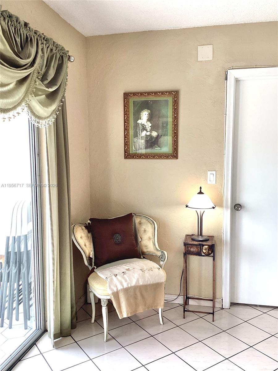 HOLLYBROOK GOLF - Residential