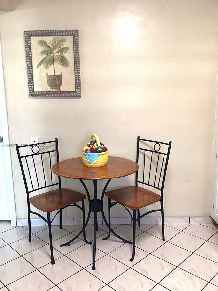 HOLLYBROOK GOLF - Residential