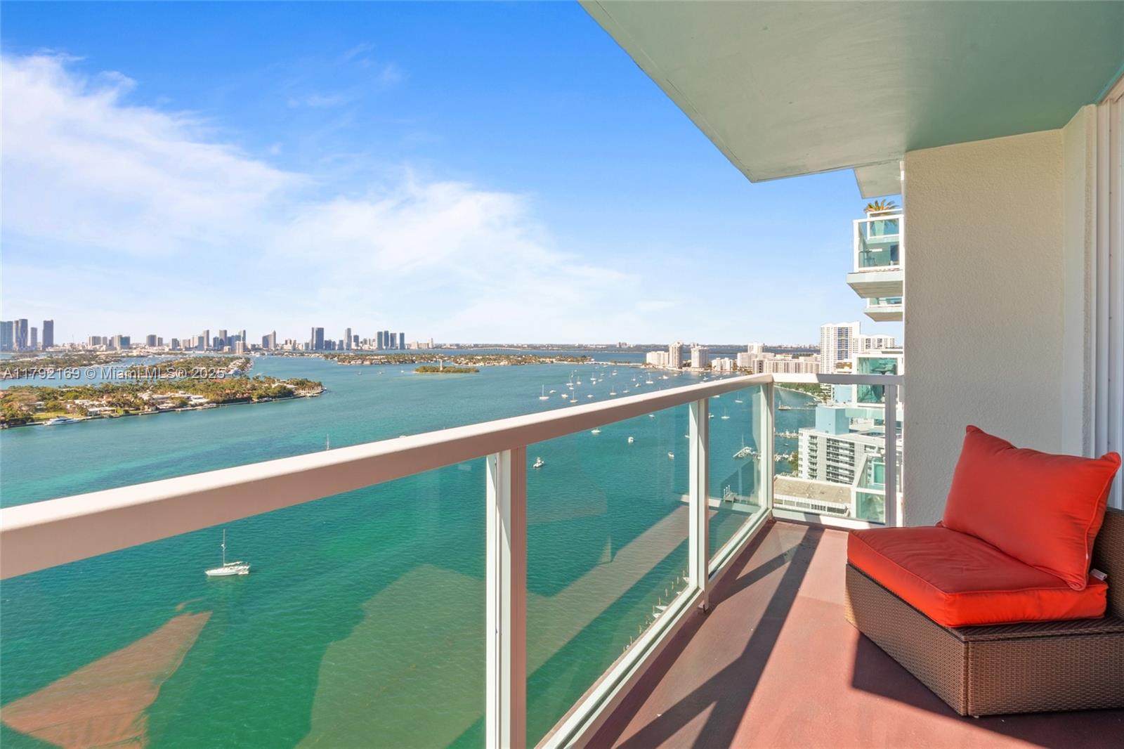 650 West Ave 2907