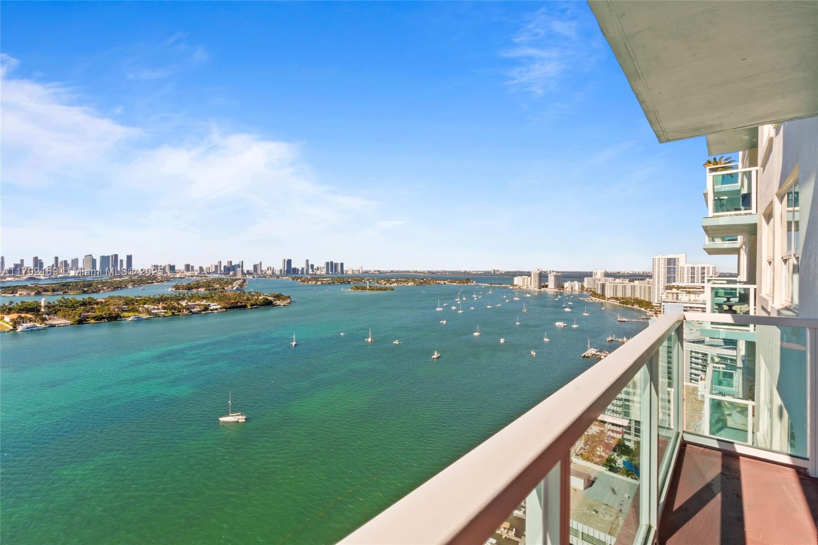 THE FLORIDIAN CONDO - Residential Lease