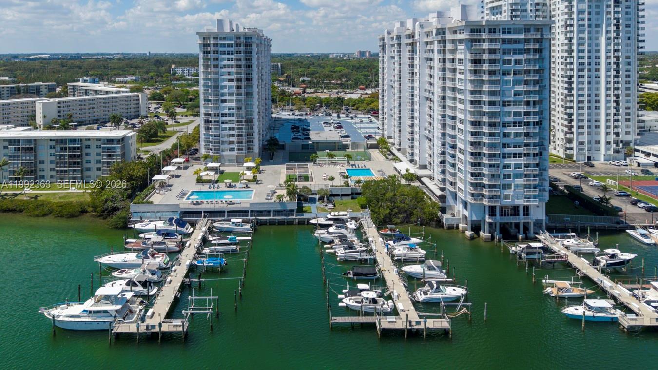 DEL PRADO MARINA - Residential