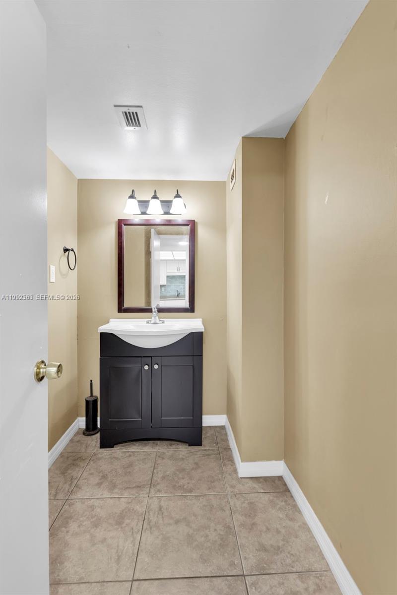 DEL PRADO MARINA - Residential