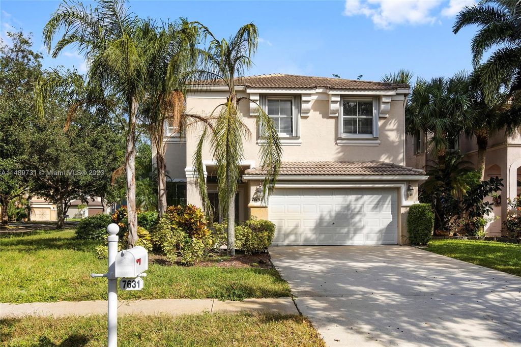 Photo of 7631 Oak Grove Cir, Lake Worth, FL 33467 (MLS # A11489731)