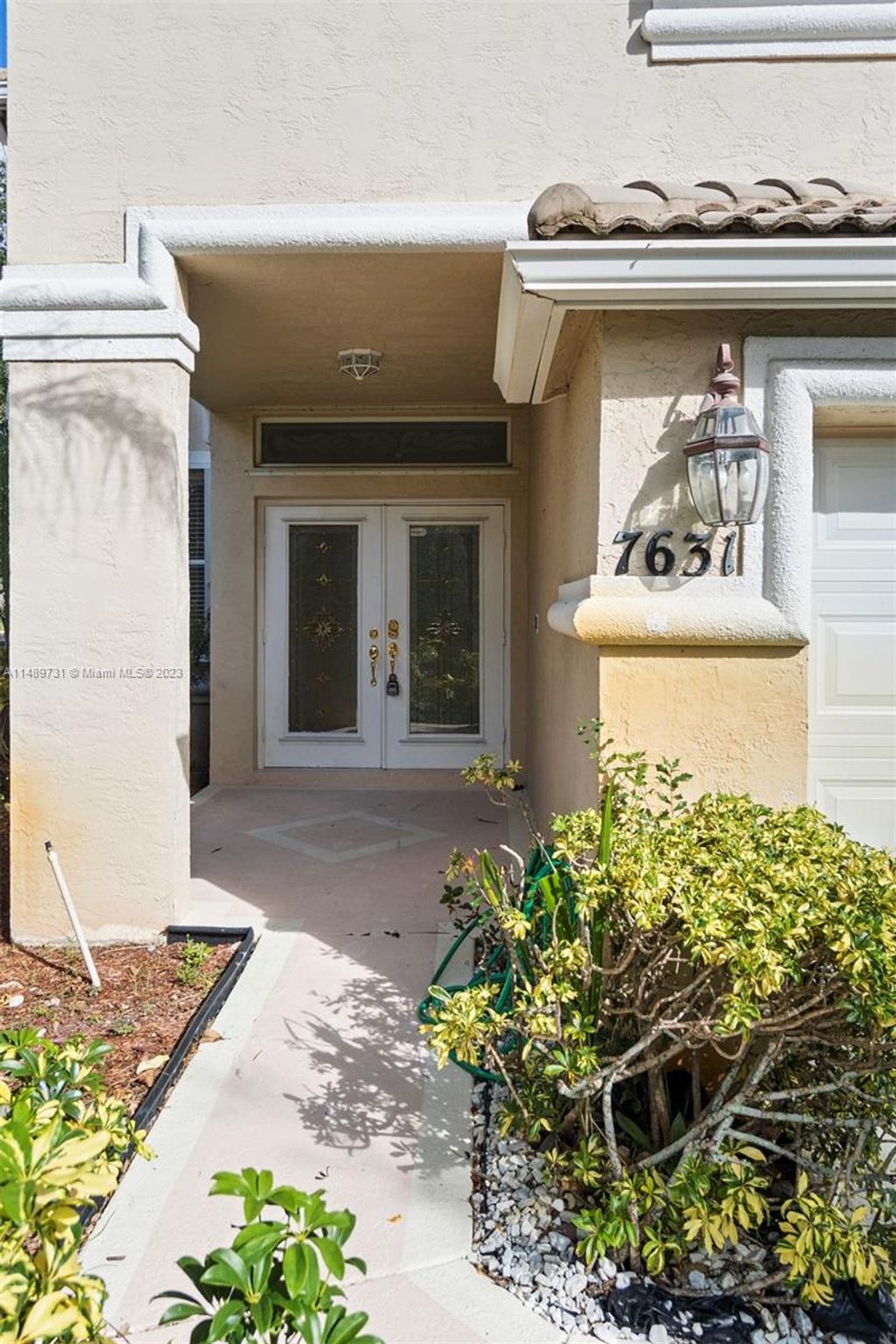 Photo of 7631 Oak Grove Cir, Lake Worth, FL 33467 (MLS # A11489731)