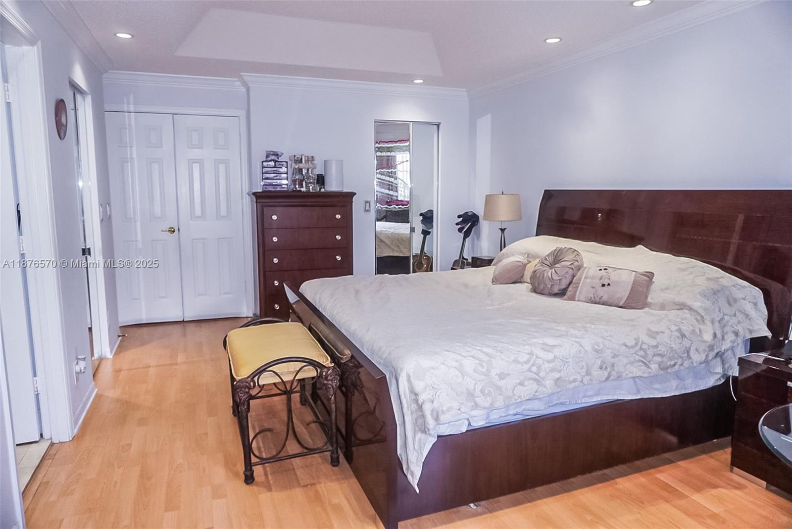 CHARLESTON SHORES - Residential