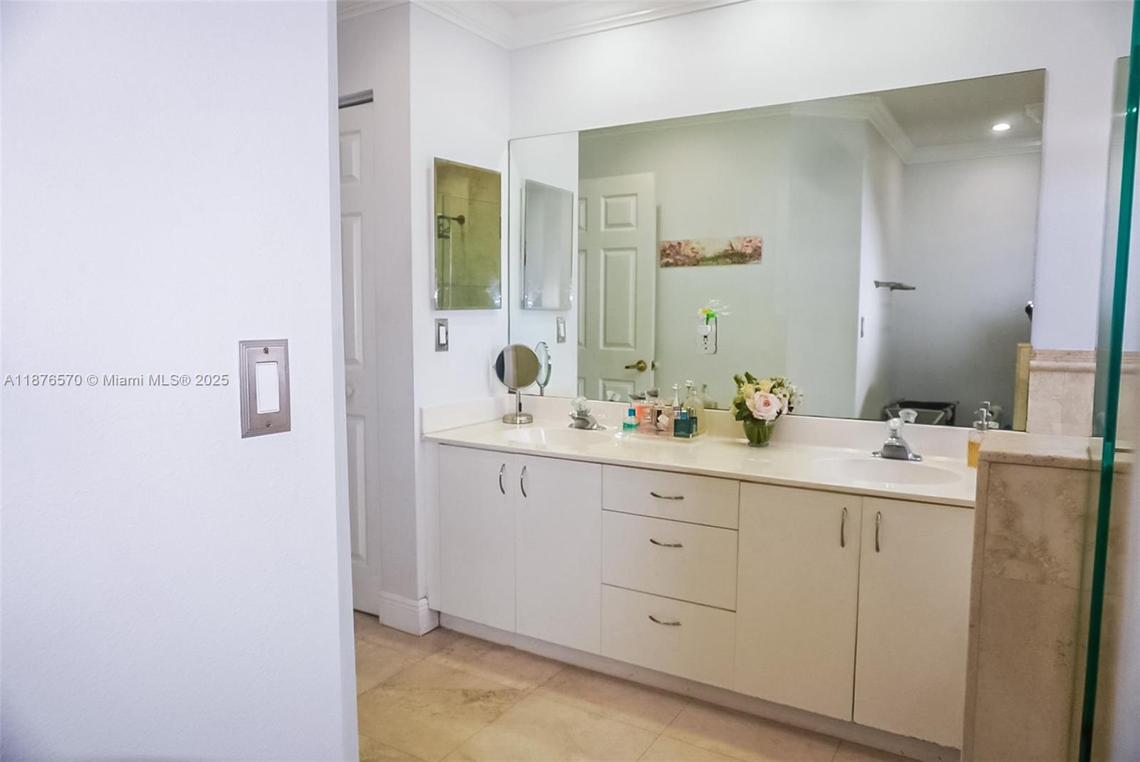 CHARLESTON SHORES - Residential