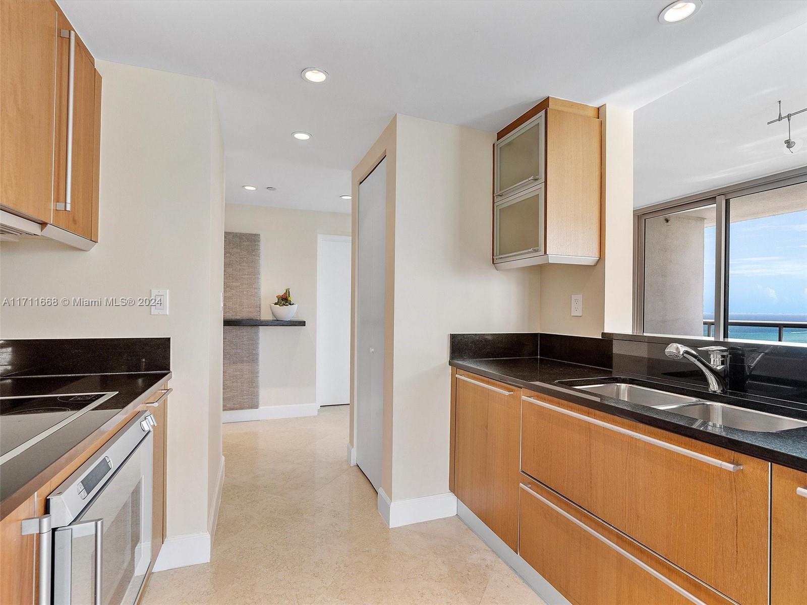 SETAI RESORT & RESIDENCES - Residential Lease