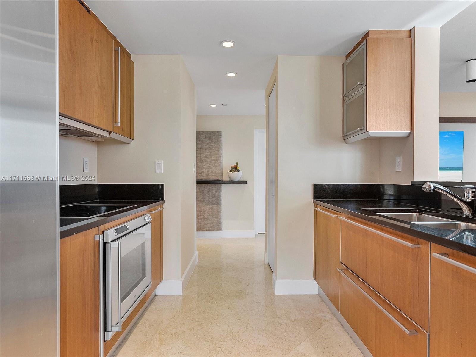 SETAI RESORT & RESIDENCES - Residential Lease