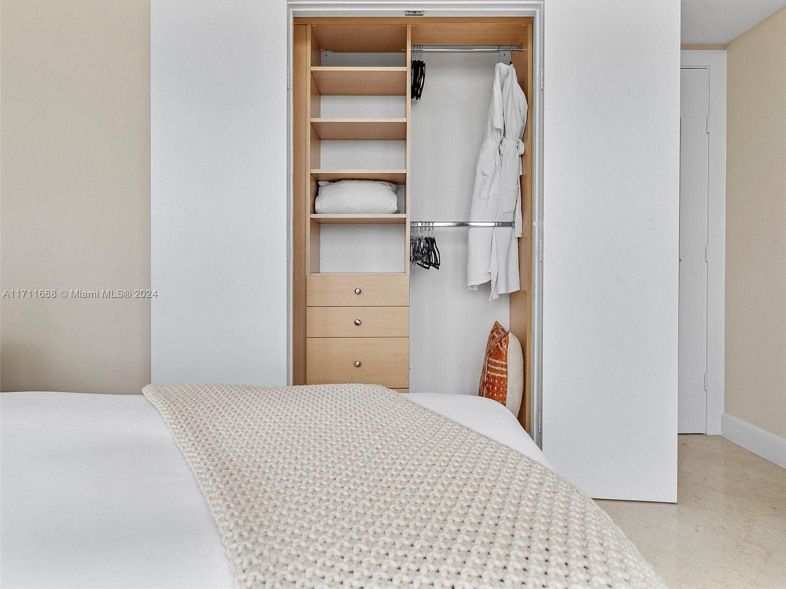 SETAI RESORT & RESIDENCES - Residential Lease