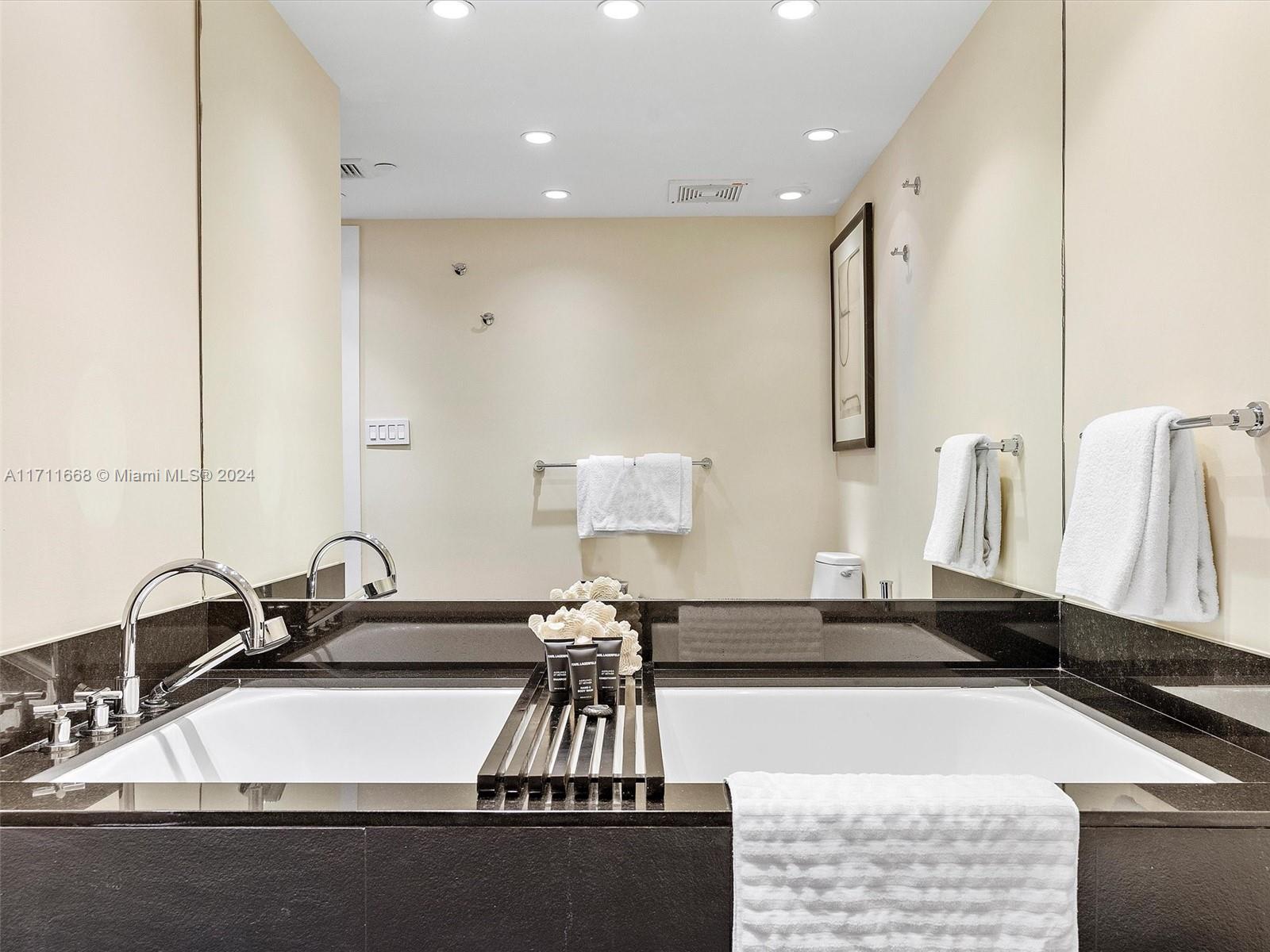 SETAI RESORT & RESIDENCES - Residential Lease