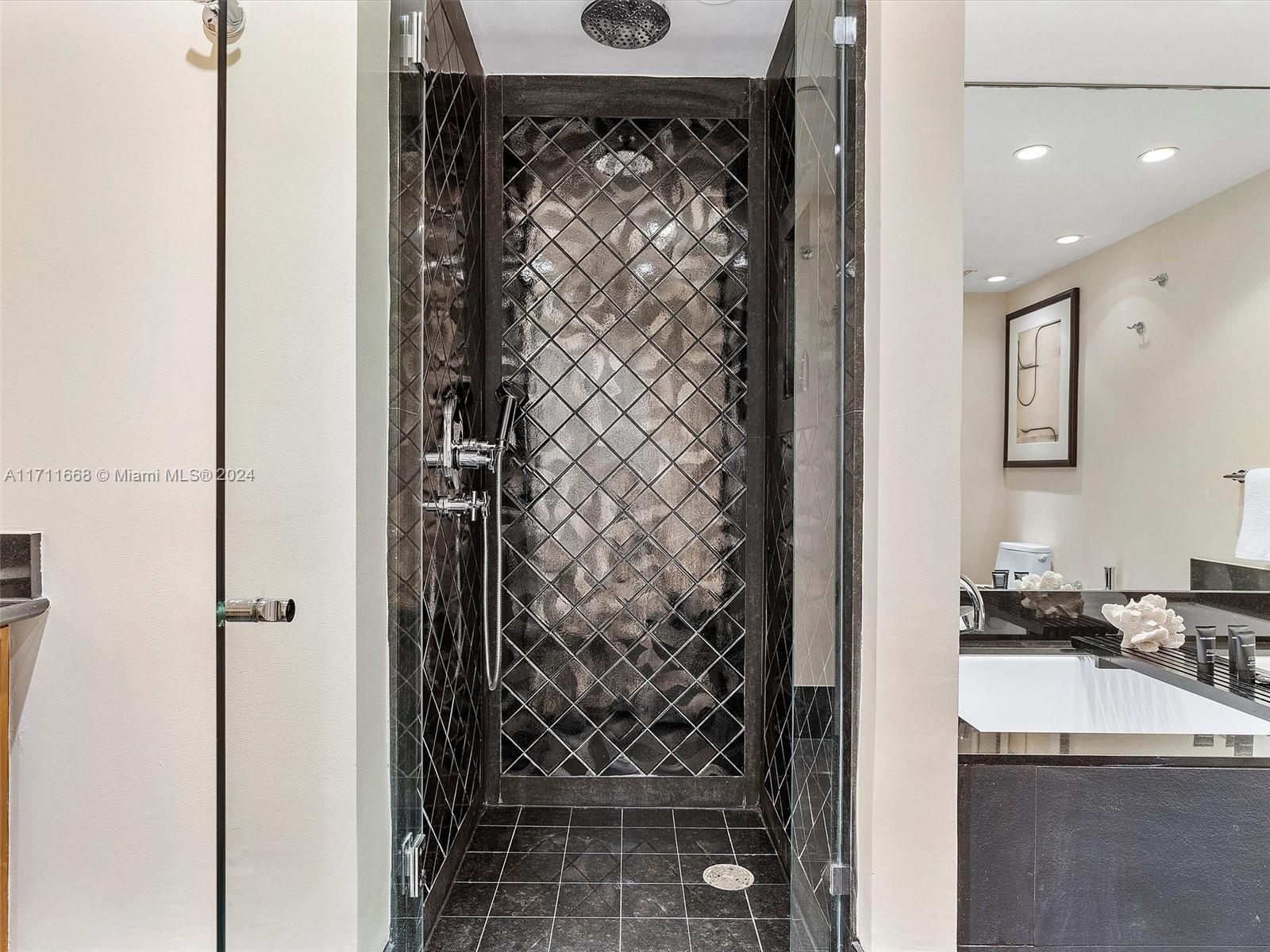 SETAI RESORT & RESIDENCES - Residential Lease