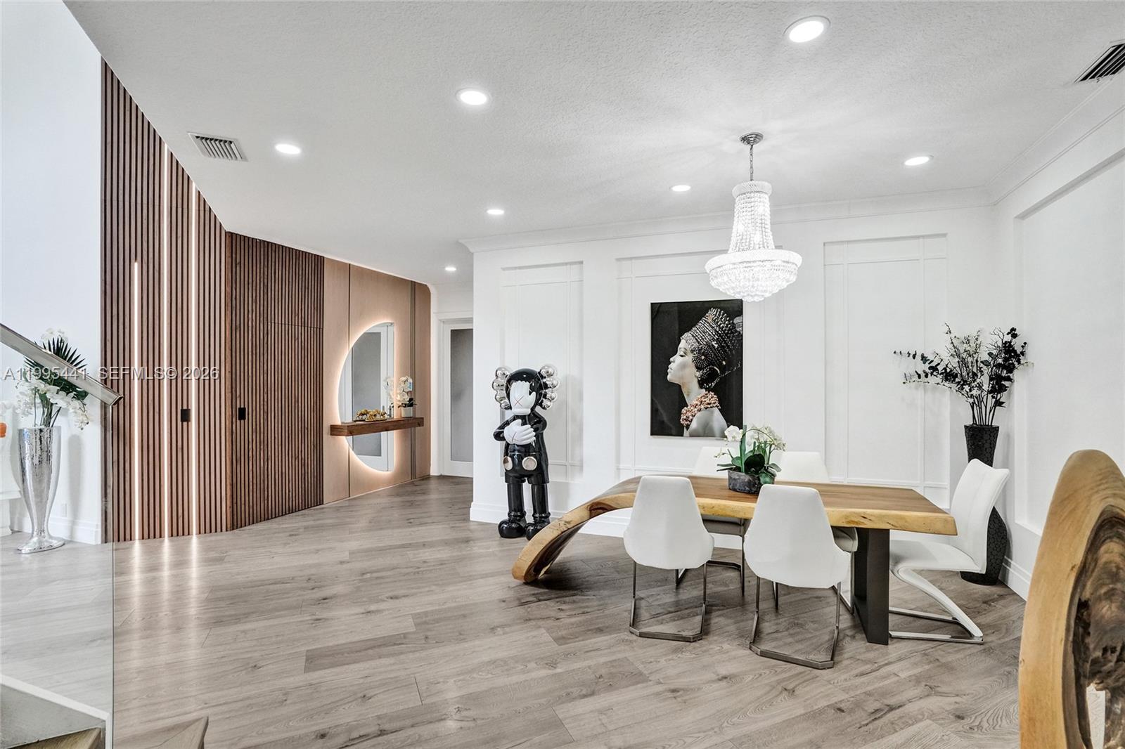 HARBORSIDE ESTATES - Residential