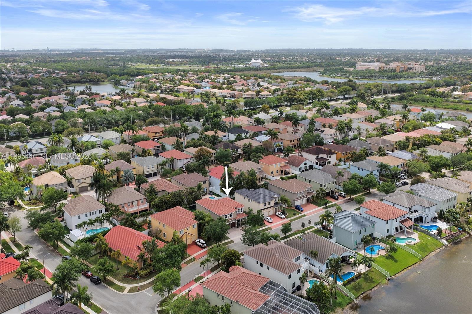 HARBORSIDE ESTATES - Residential