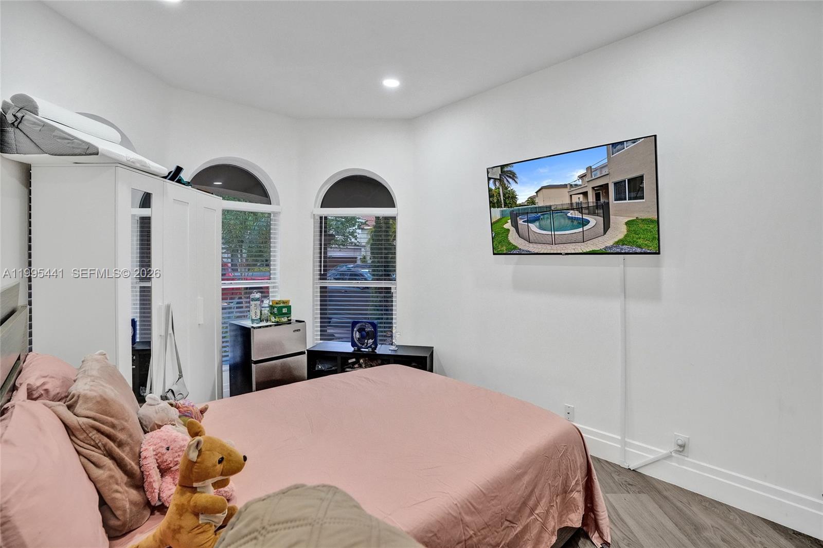 HARBORSIDE ESTATES - Residential