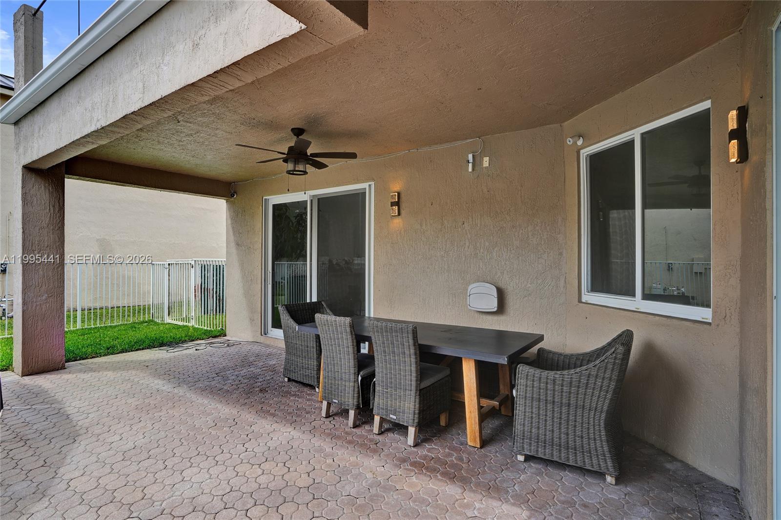 HARBORSIDE ESTATES - Residential