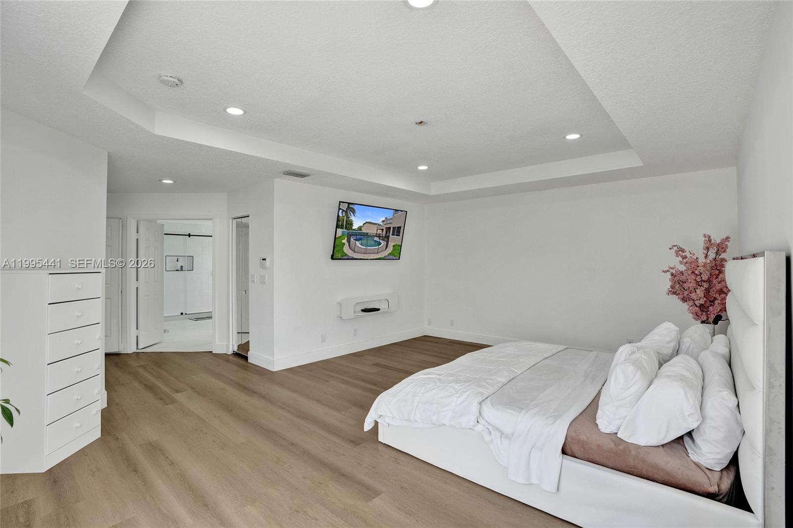 HARBORSIDE ESTATES - Residential