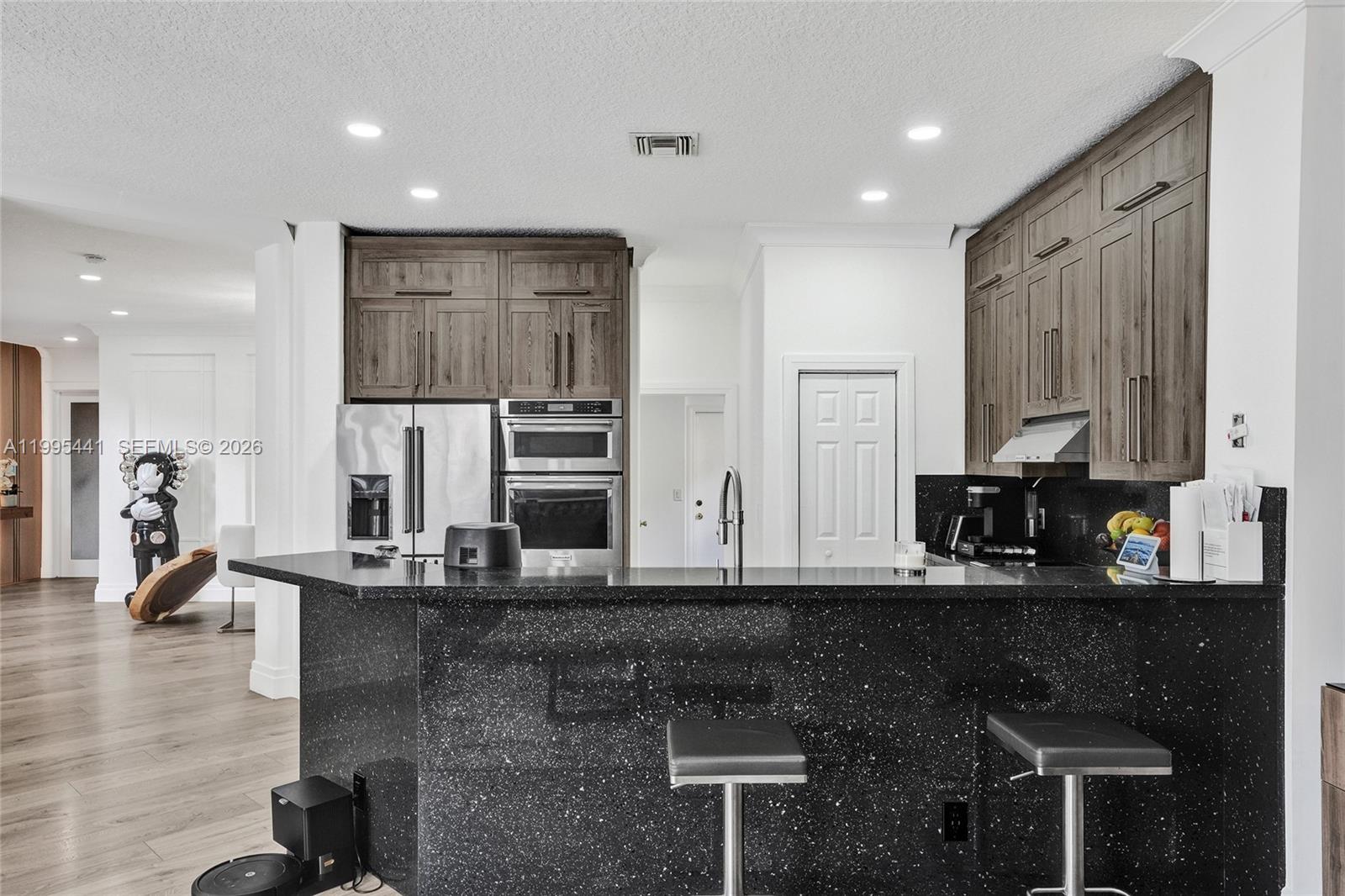 HARBORSIDE ESTATES - Residential