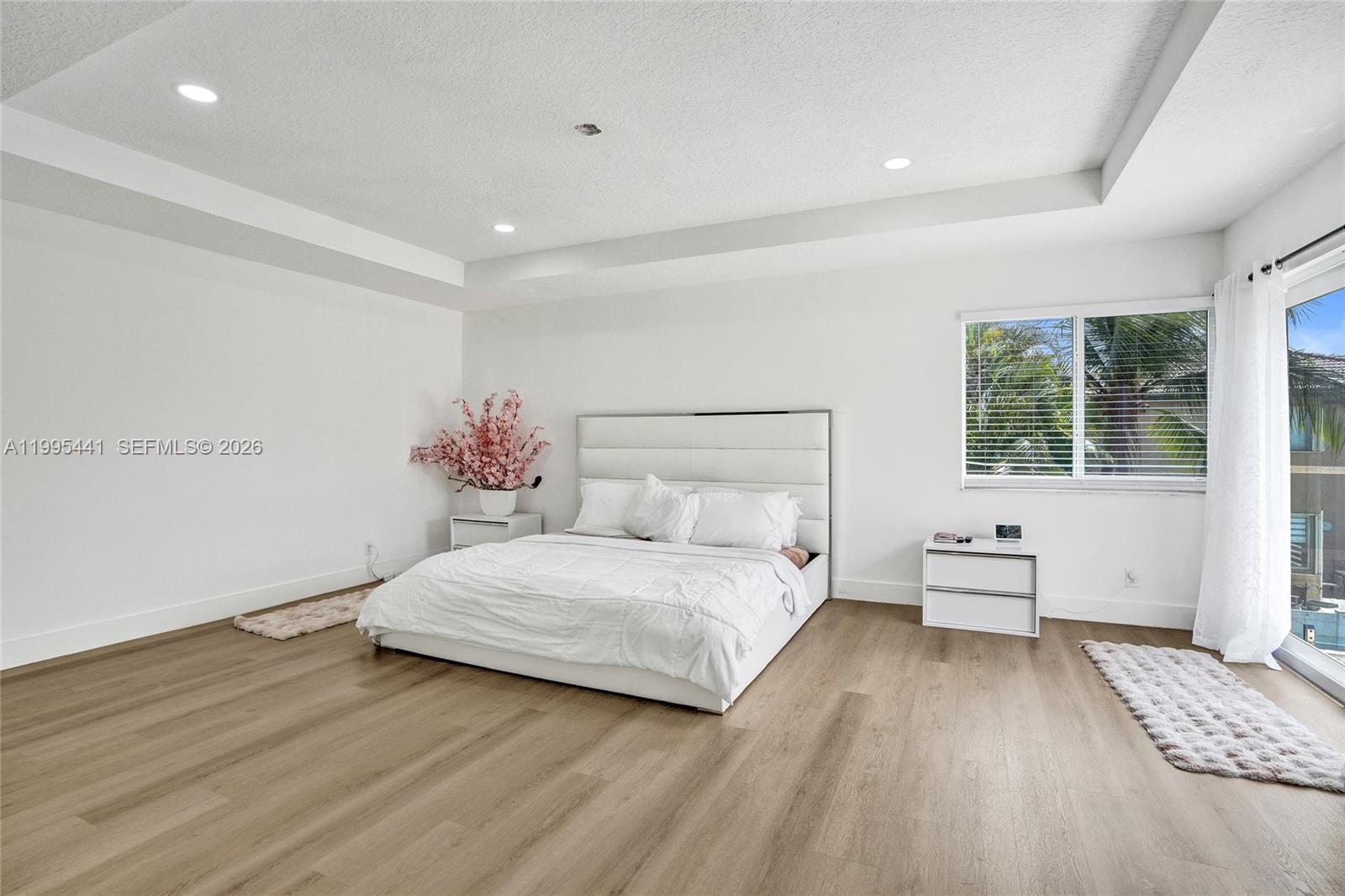 HARBORSIDE ESTATES - Residential