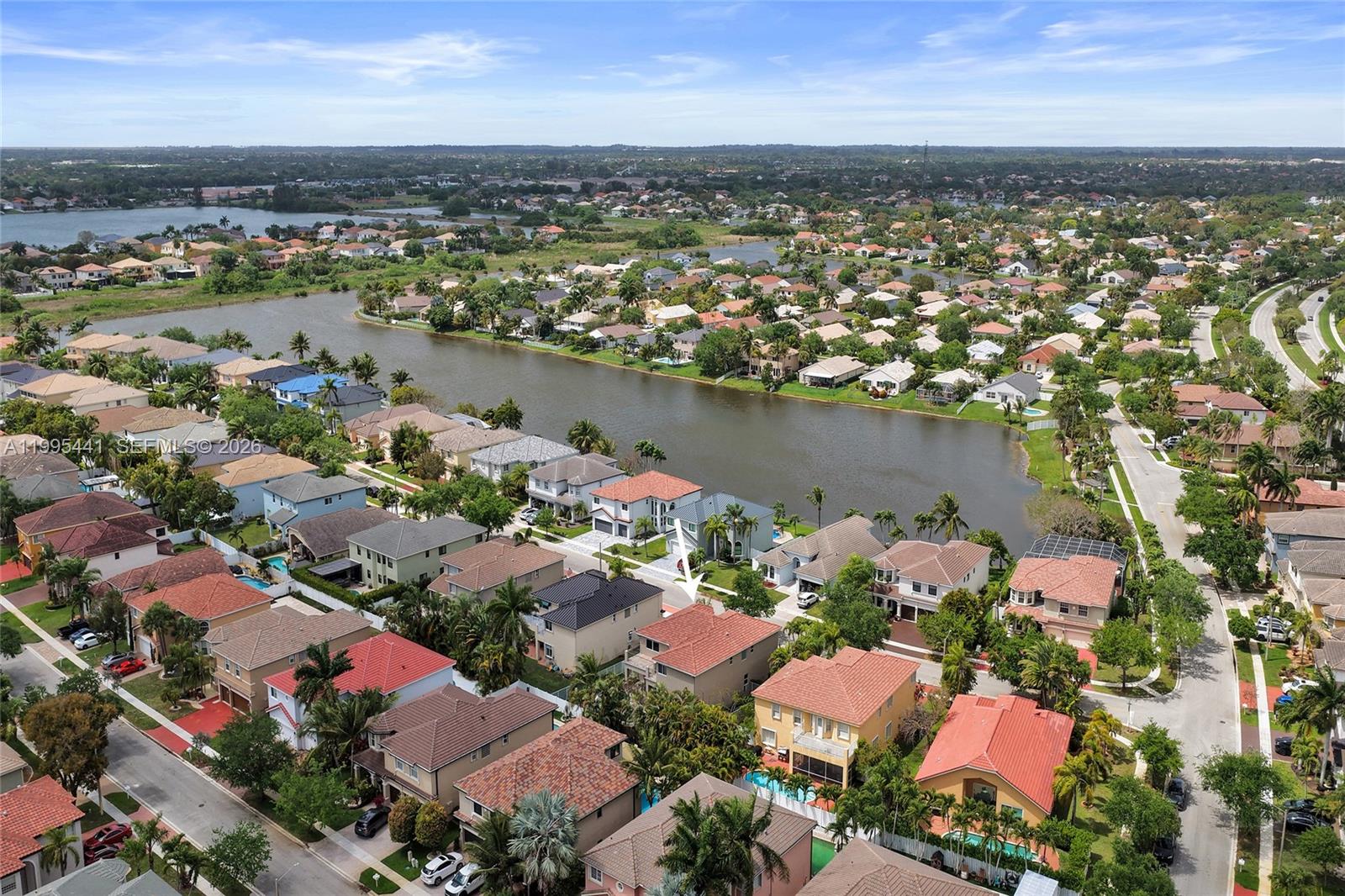 HARBORSIDE ESTATES - Residential