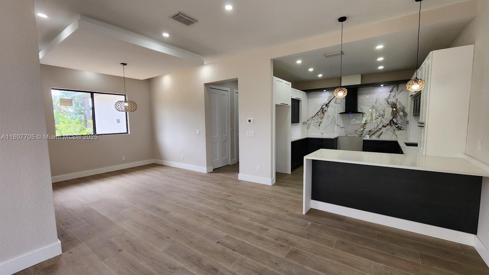 ROTONDA SANDS - Residential