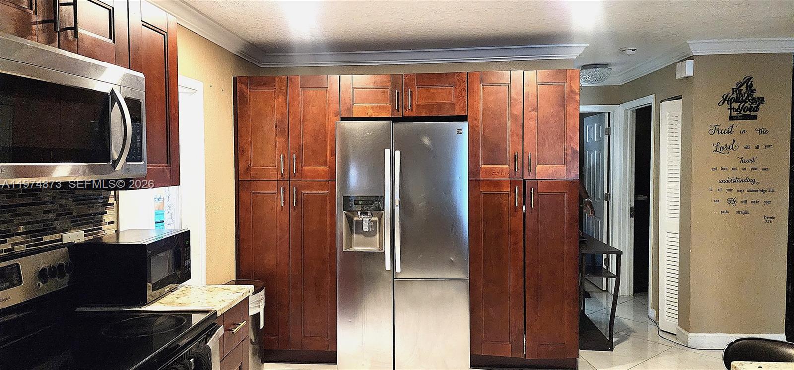 LAUDERDALE NORTH PARK SEC - Residential Lease