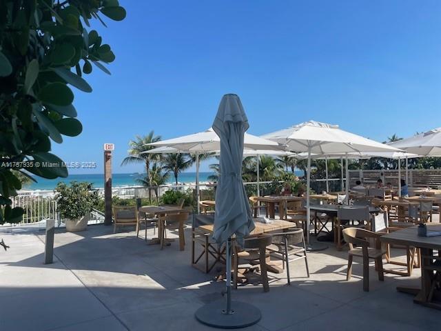 RONEY PALACE CONDO - Residential