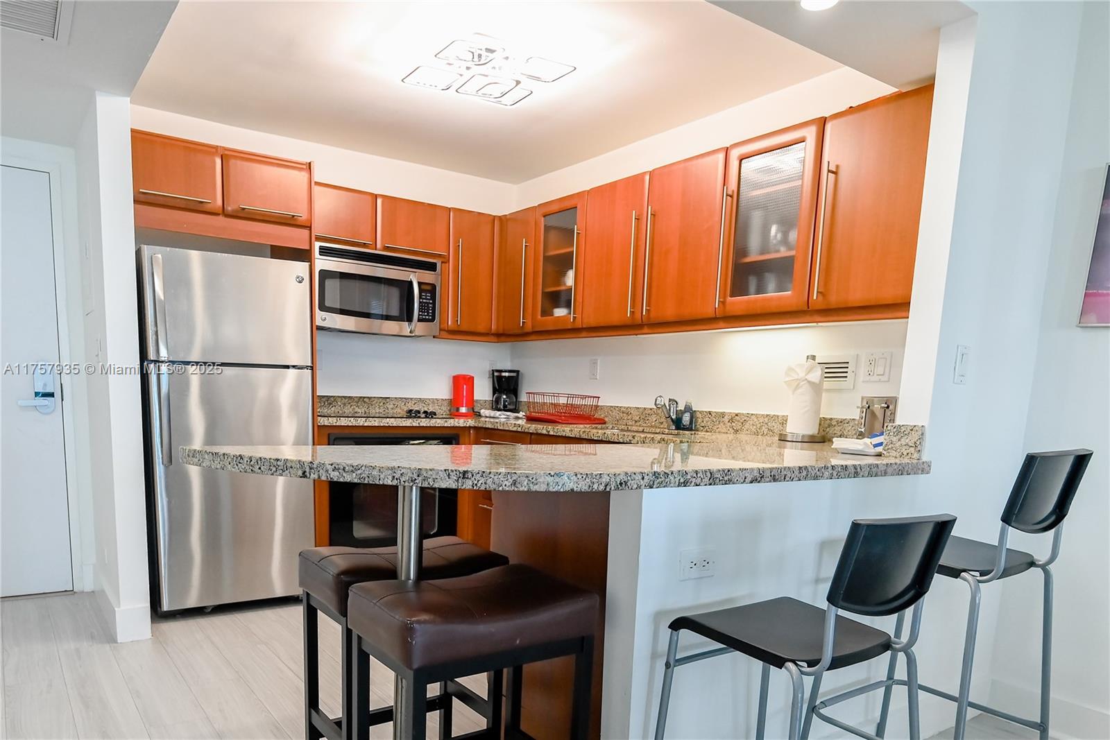 RONEY PALACE CONDO - Residential