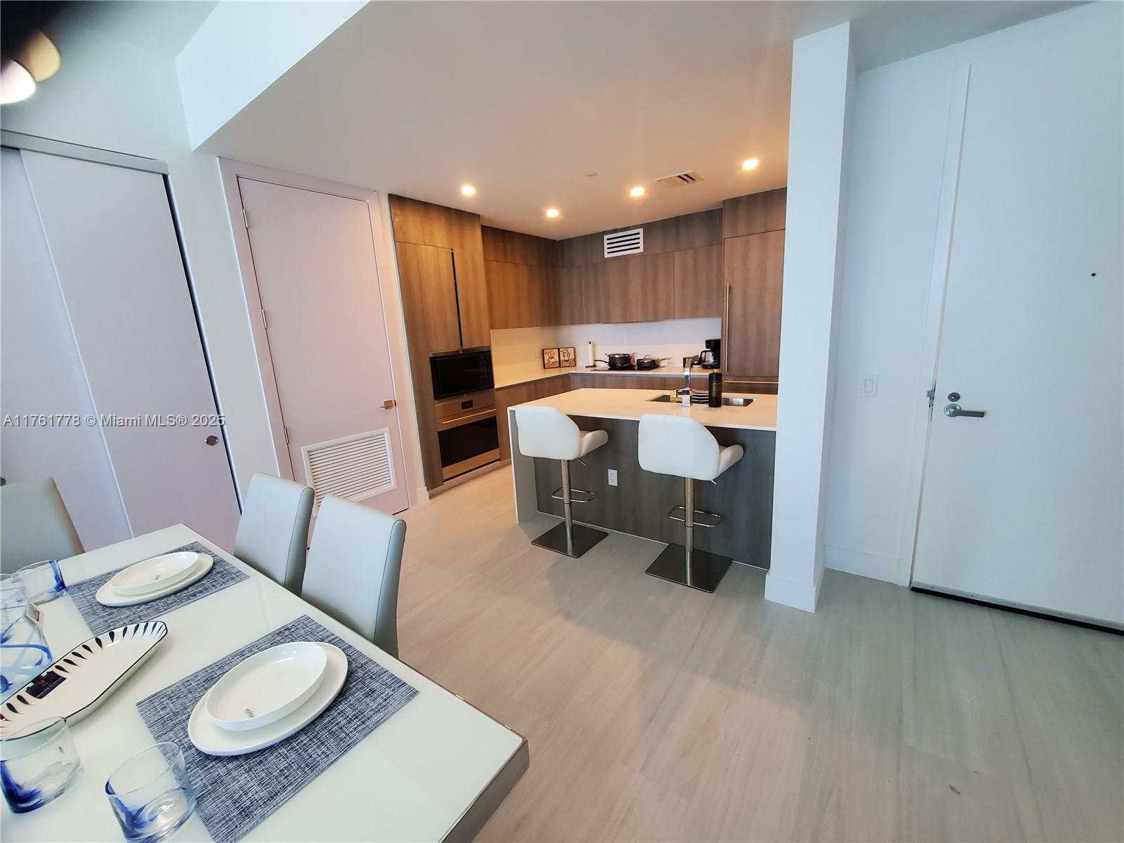 AURORA - Residential Lease