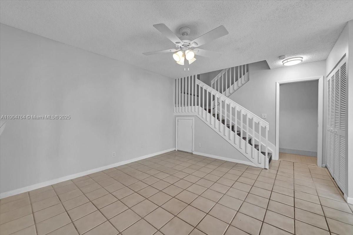 EMBASSY LAKES - Residential Lease