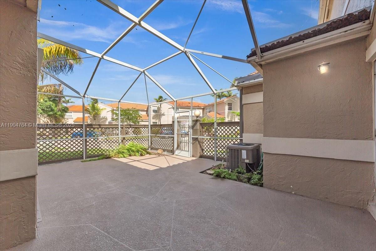 EMBASSY LAKES - Residential Lease