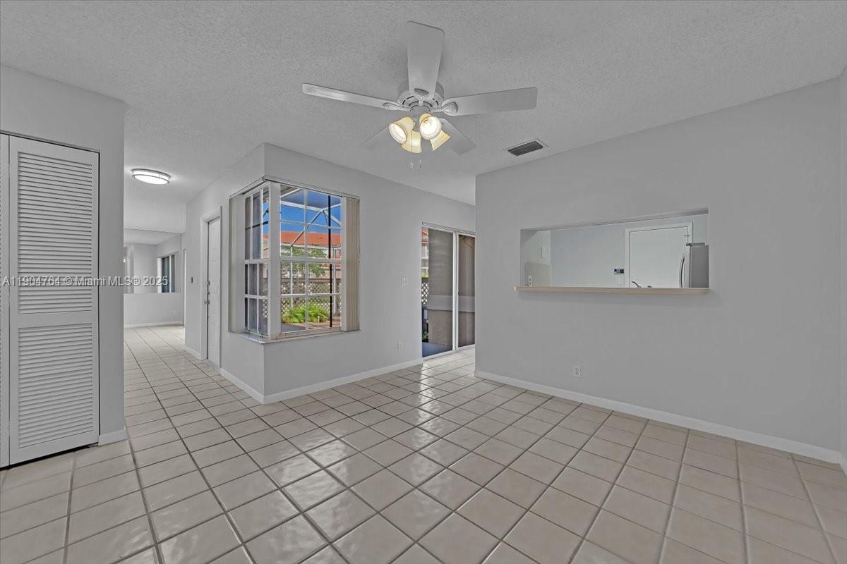 EMBASSY LAKES - Residential Lease