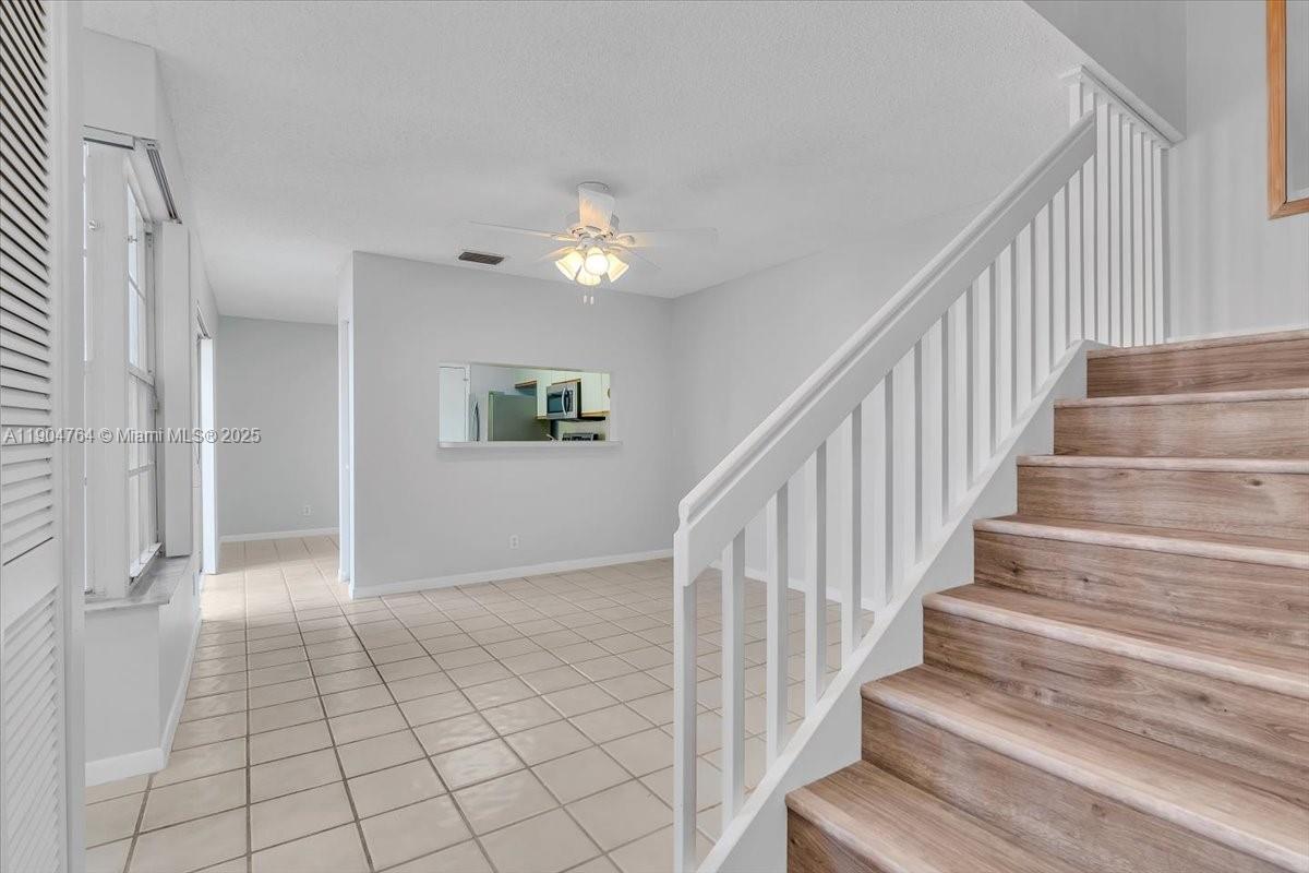 EMBASSY LAKES - Residential Lease