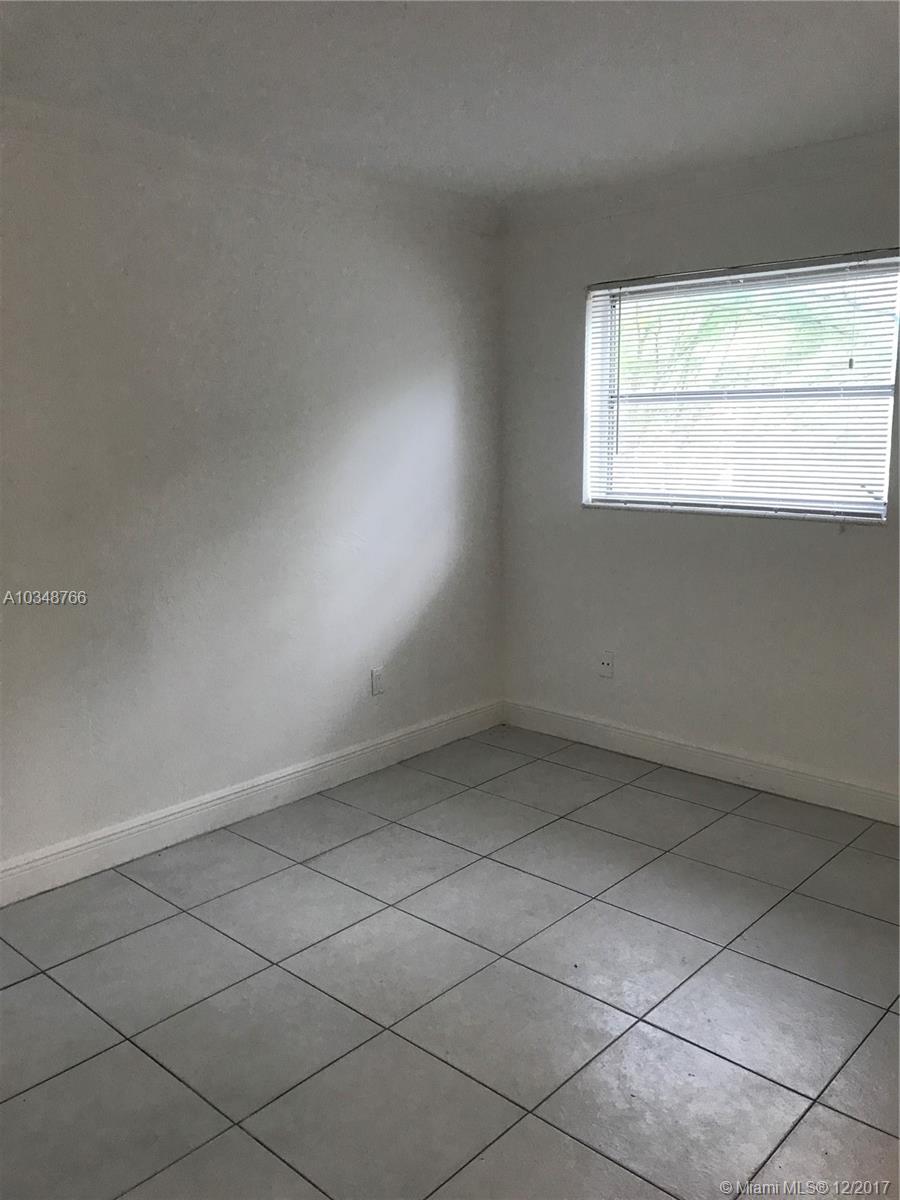 SALZEDO IN THE GABLES CON - Residential Lease