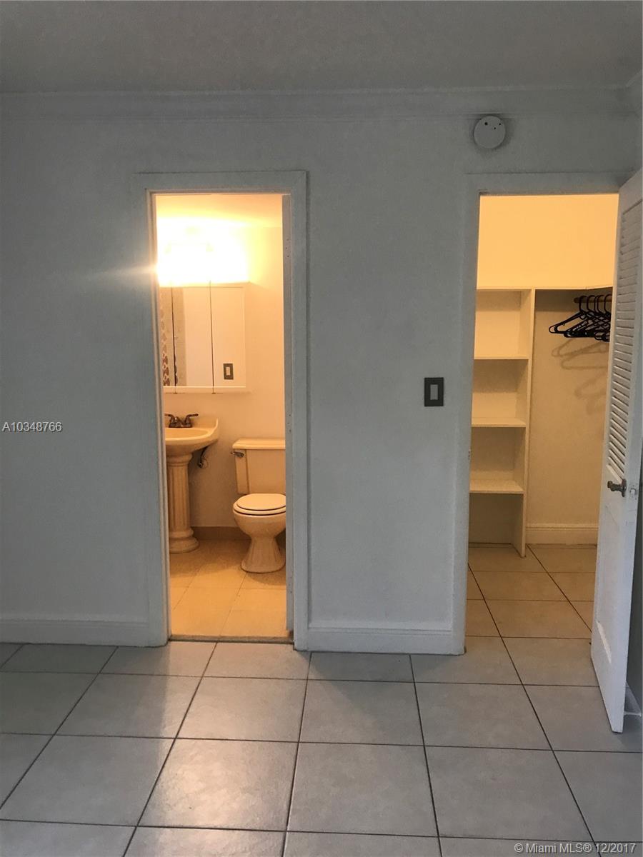 SALZEDO IN THE GABLES CON - Residential Lease