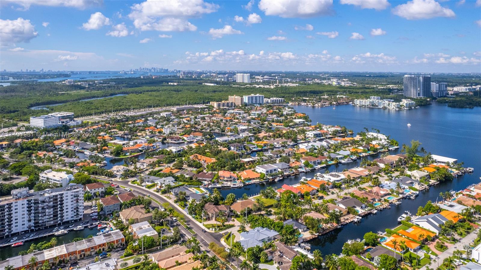 EASTERN SHORES 1ST ADDN - Land