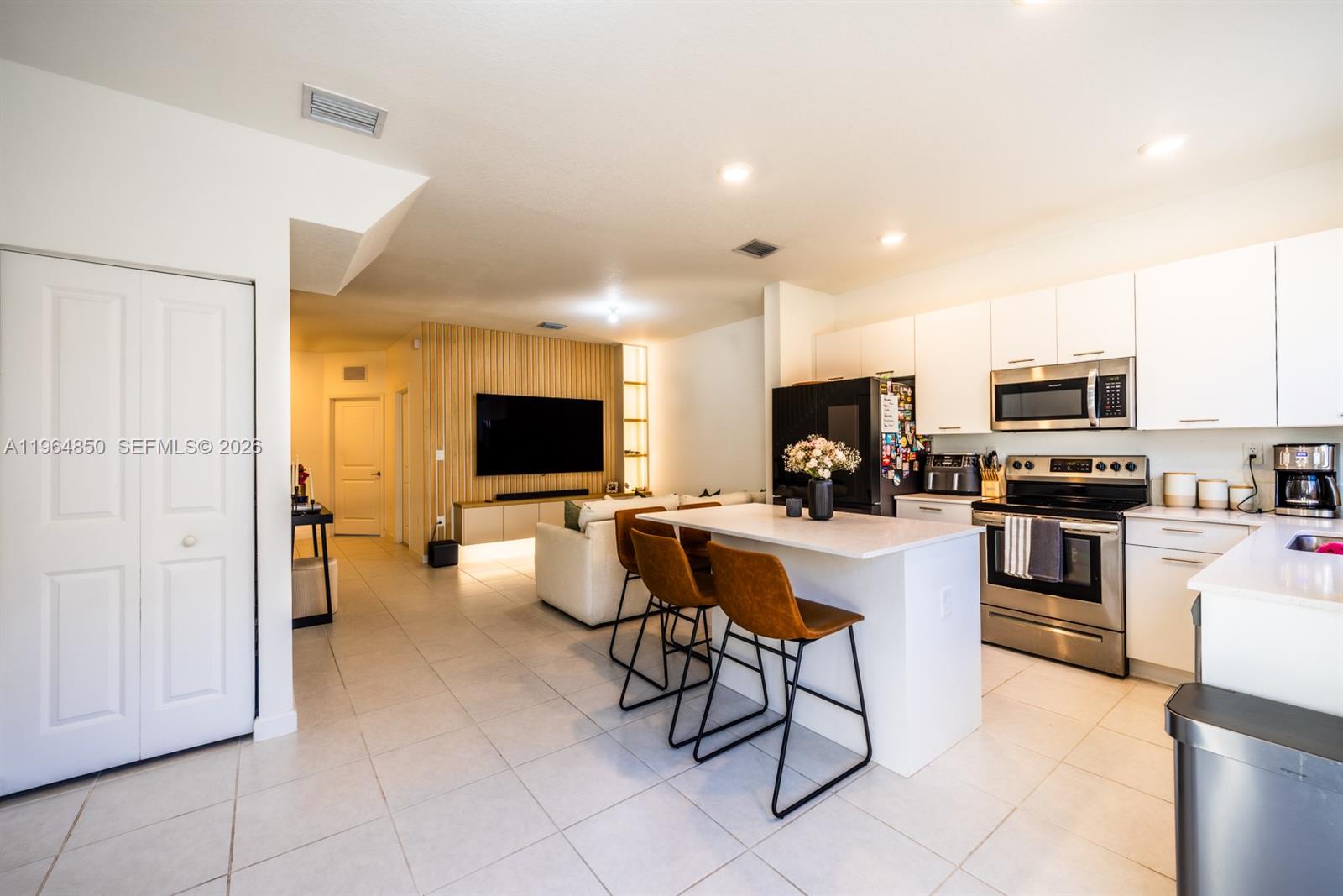 WESTVIEW GARDENS APARTMEN - Residential