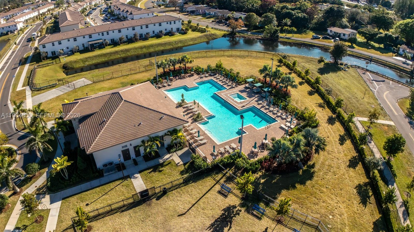 WESTVIEW GARDENS APARTMEN - Residential