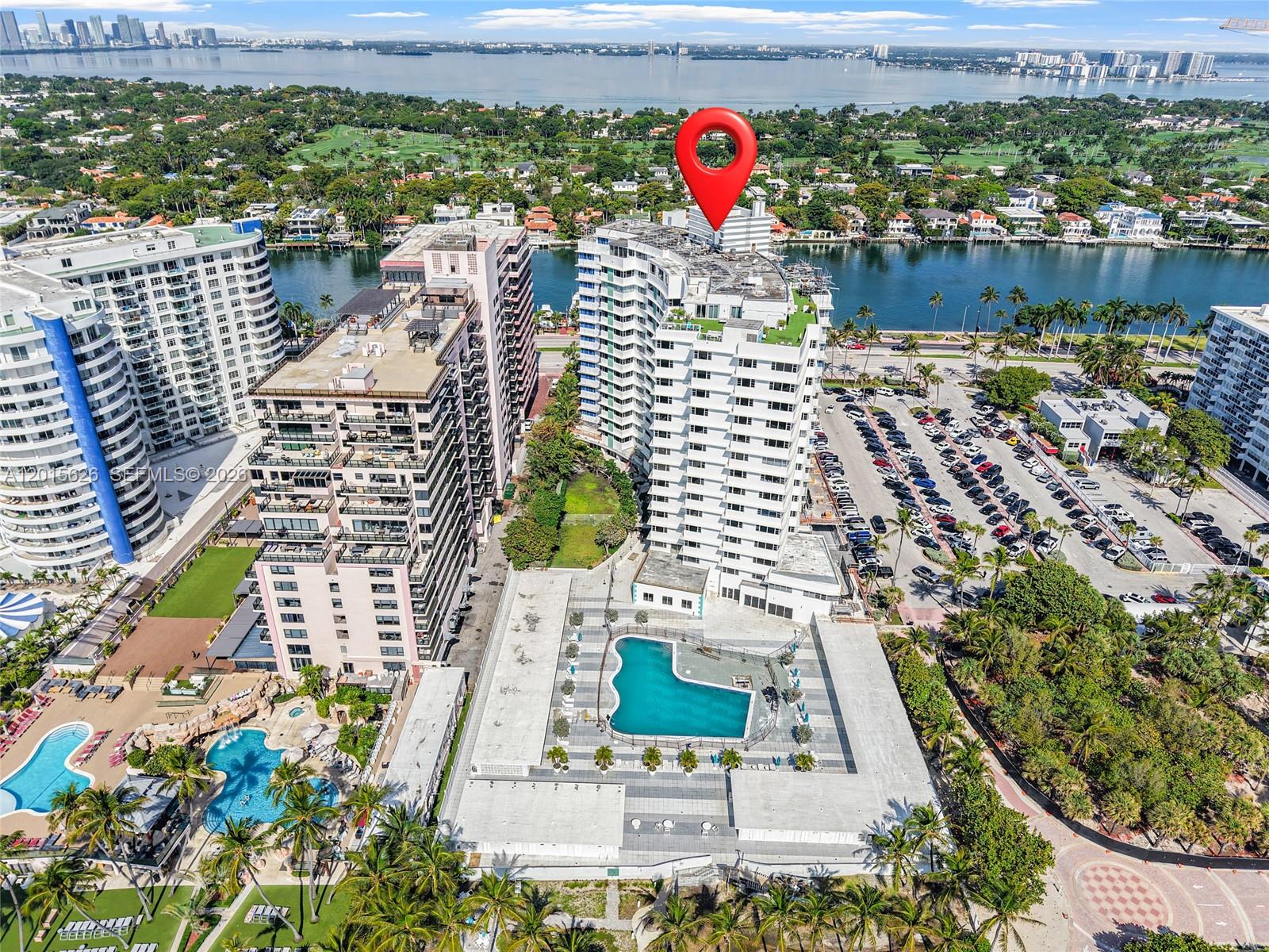 IMPERIAL HOUSE CONDO - Residential