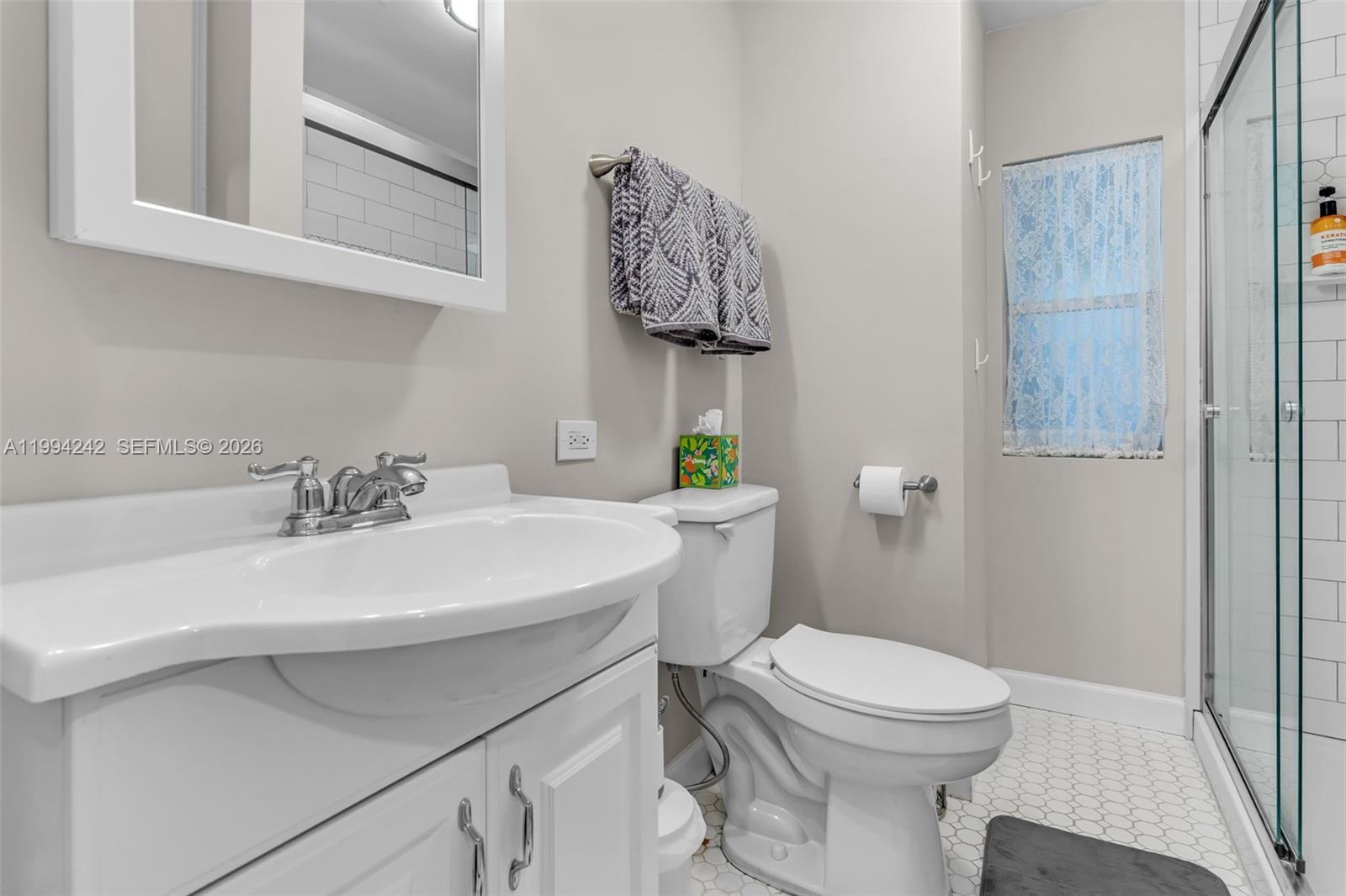 SILVER SHORES MOBILE HOME - Residential